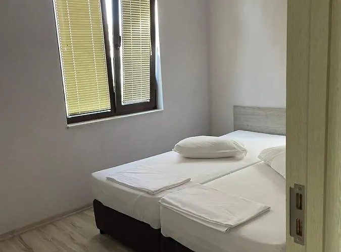 Apartment “недев” Zarewo