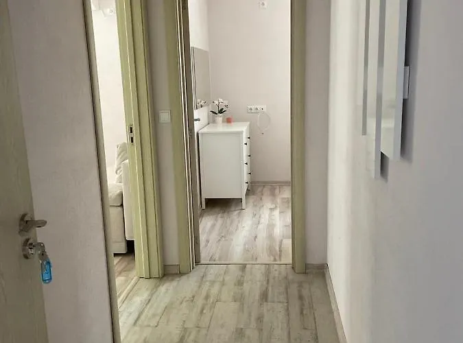 Apartment “недев” *